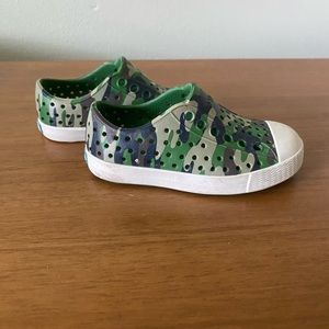Camo Native Shoes for Walker size C5